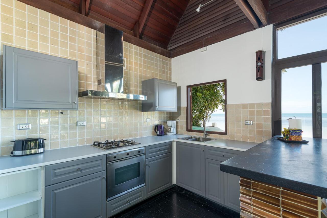 Beach Front Villa Ban Bang Po Εξωτερικό φωτογραφία
