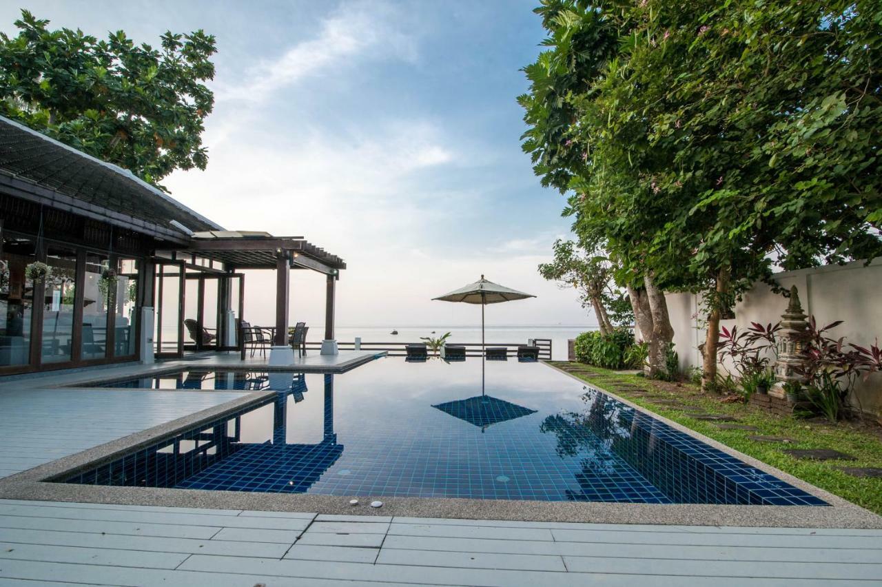 Beach Front Villa Ban Bang Po Εξωτερικό φωτογραφία
